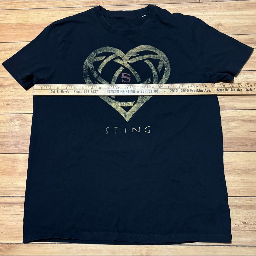 Sting’s ’Sacred Love’ World Tour Size XL - Picture 3 of 5